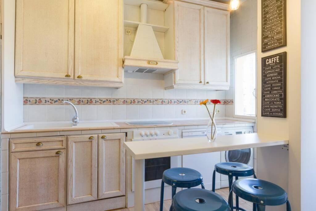 Maravilloso Apartamento En Puerta De Toledo C/Gasometro By Batuecas Madrid Eksteriør billede